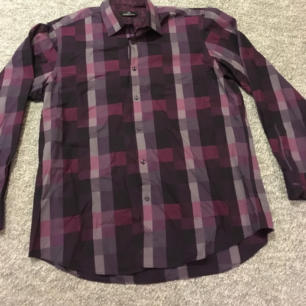 A bugatchi dress shirt